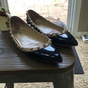 Authentic Valentino Rockstud Flats